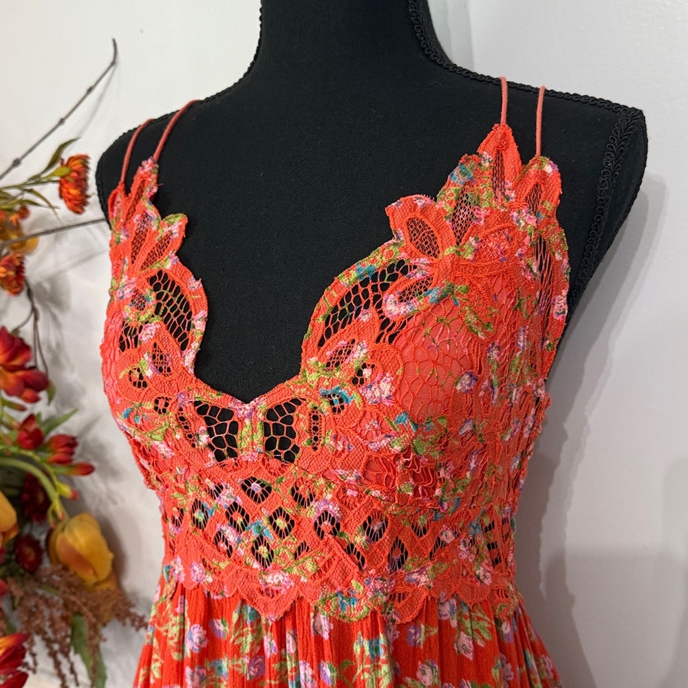 Free People Adella Red Floral Lace Sleeveless Flowing Strappy Dress M - Picture 3 of 8